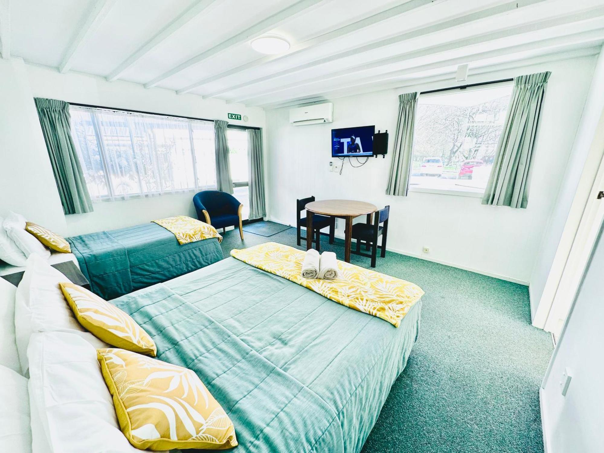 Gothic Heights Motel Christchurch Zewnętrze zdjęcie