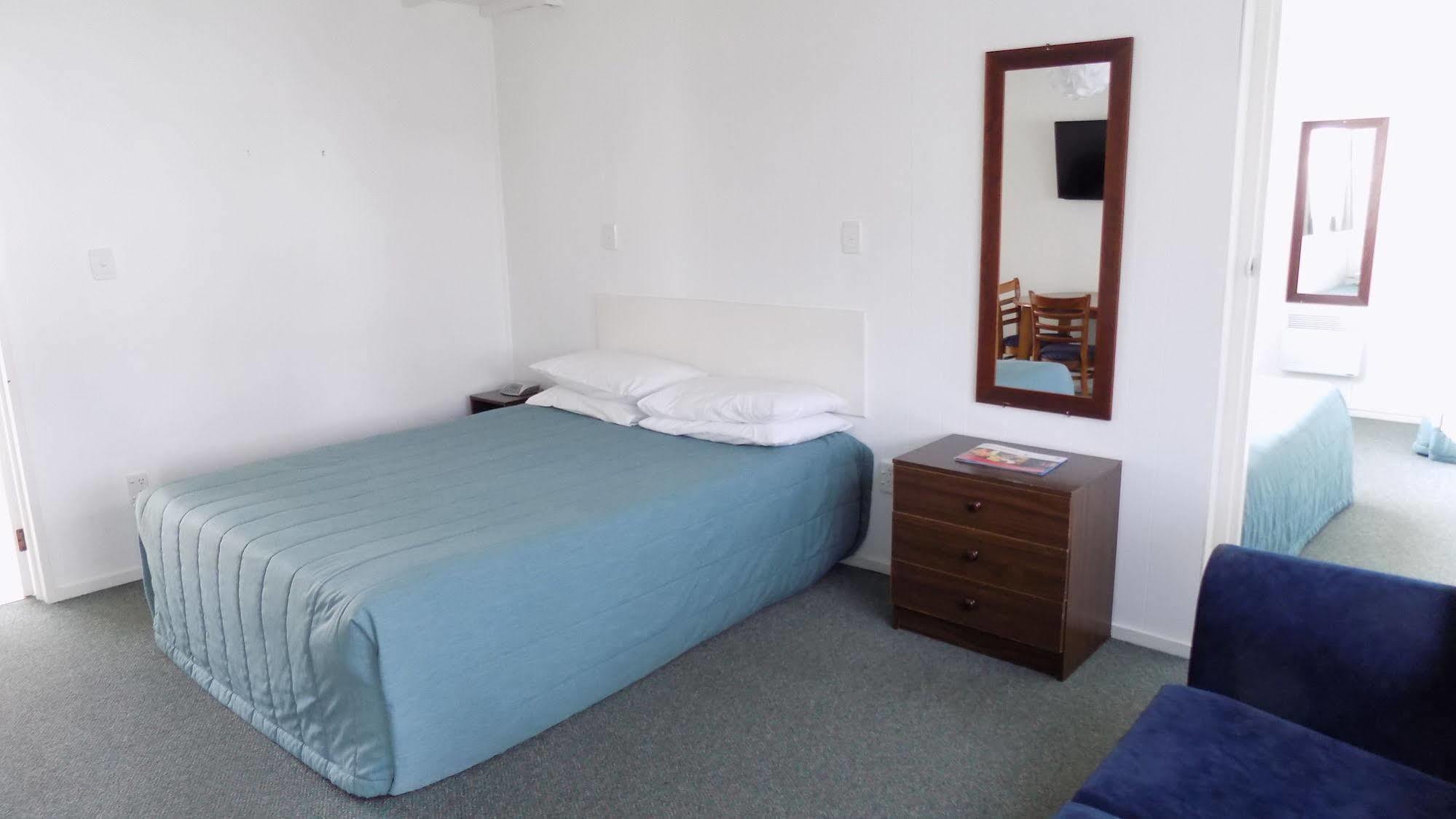 Gothic Heights Motel Christchurch Zewnętrze zdjęcie